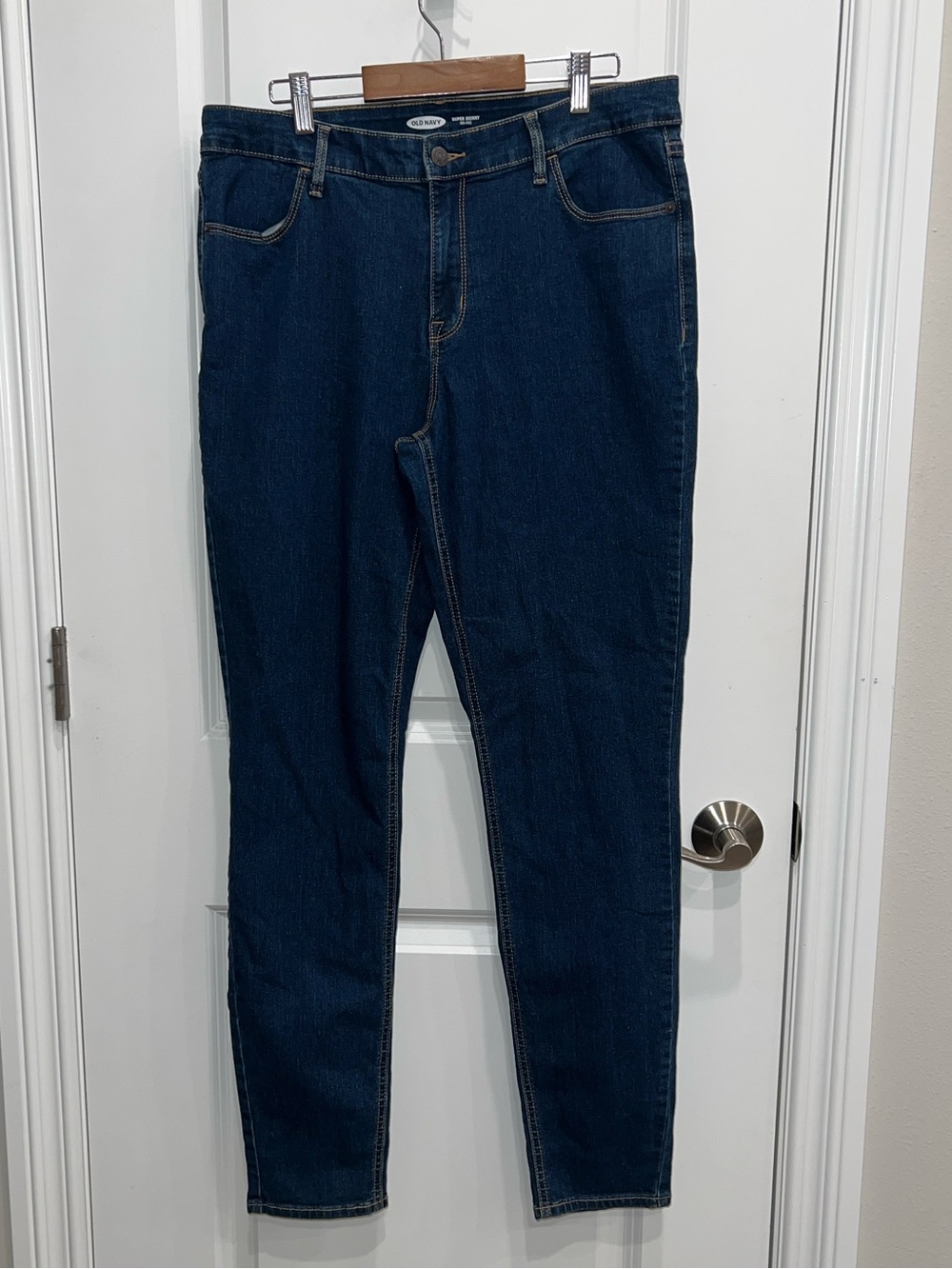 Old Navy Womens Size 12 Tall Pockets Super Skinny Mid Rise Denim Blue Jeans